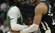 开云体育官方网站-包含雄鹿B队力克黄蜂，米尔萨普关键制胜的词条