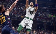 开云下载-包含山东队险胜山西队，塔图姆扛起全队的词条