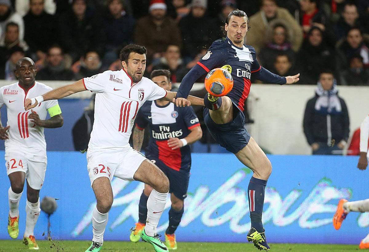 里尔在联赛中实现连胜，豪取三分