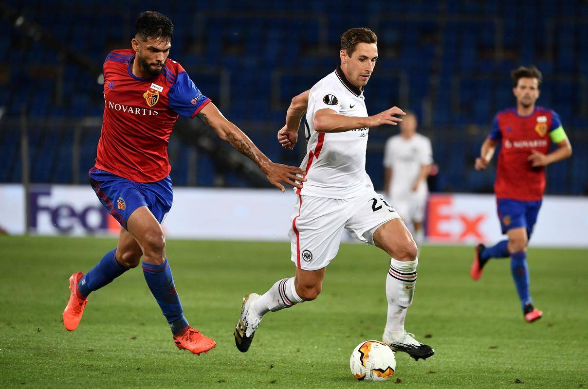 里昂在客场击败尼斯,实现连胜 里昂在客场击败尼斯,实现连胜