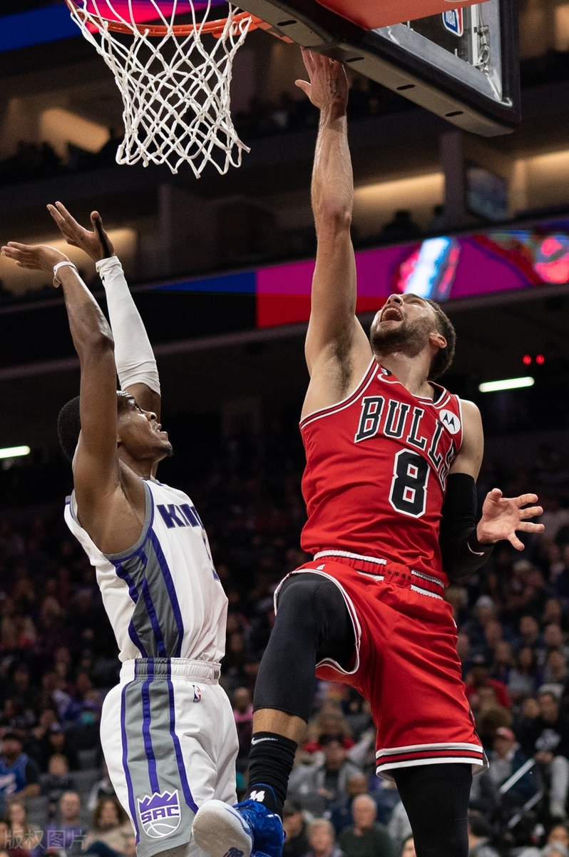 拉文连续砍下+，美国男篮轻松击败克罗地亚的简单介绍