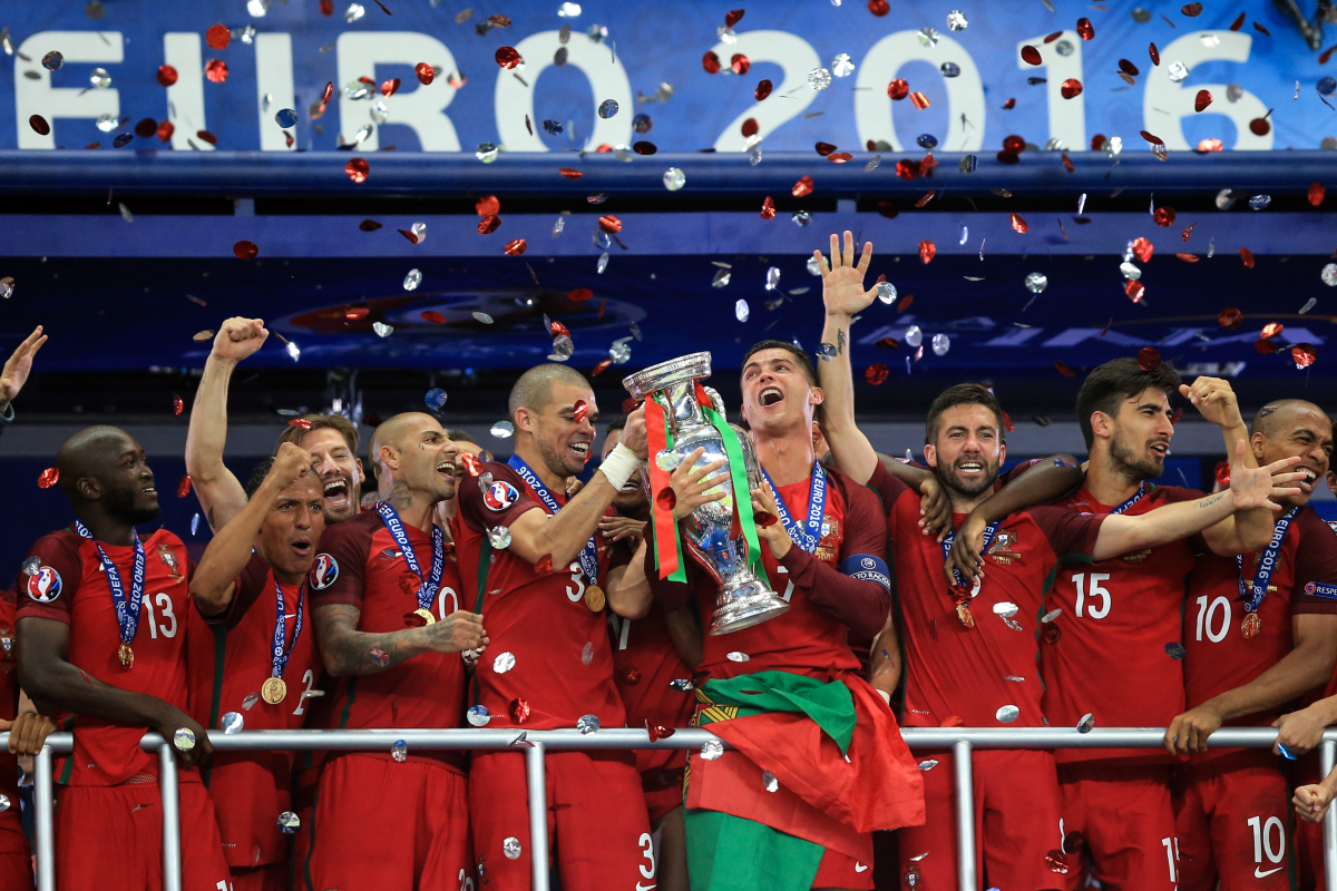 包含英格兰队力克德国队，波尔惊艳四座的词条