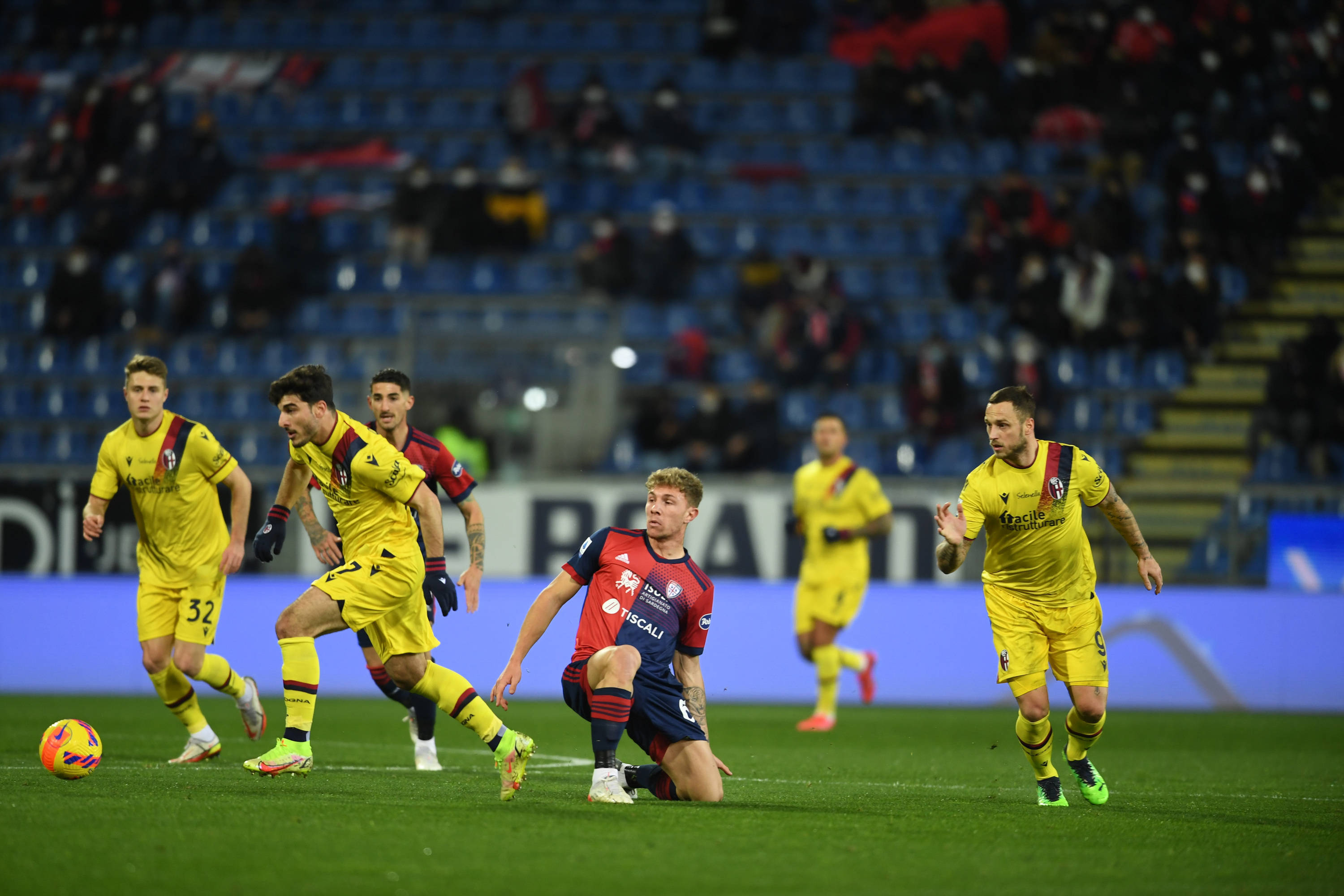 意甲球队备战欧冠赛场，期待出色表现