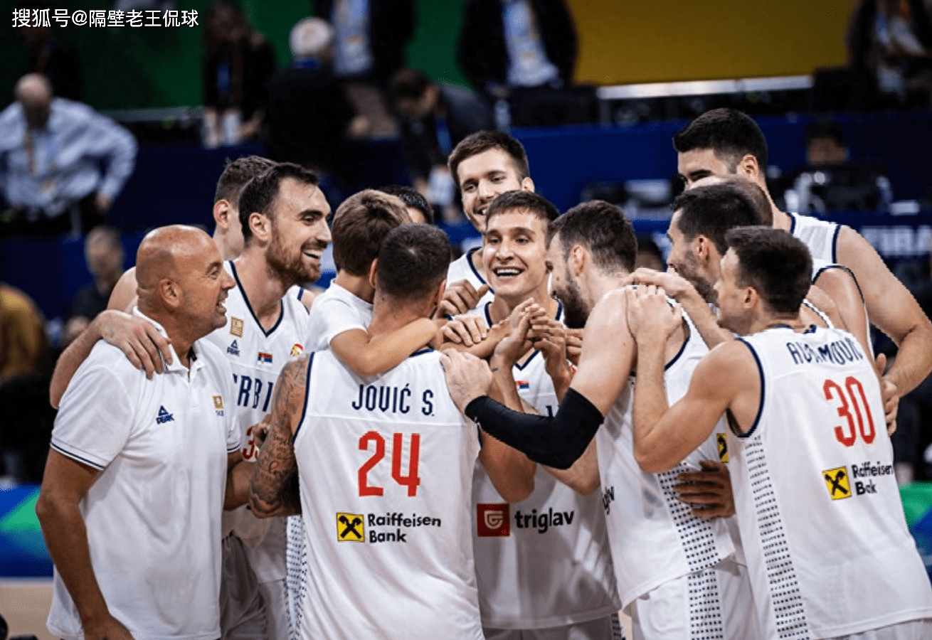 塞尔维亚男篮完胜魔术，特雷杨送出助攻