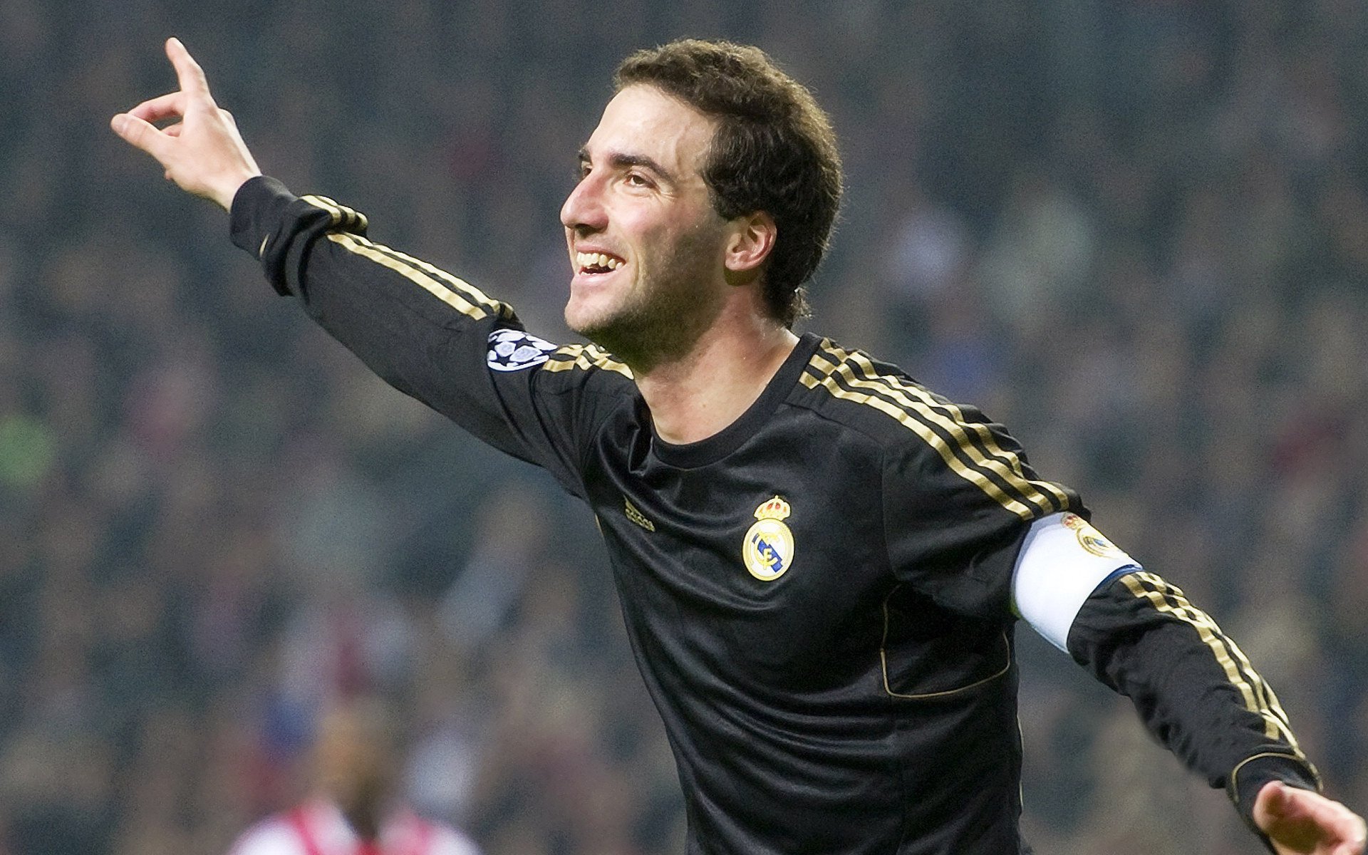 克瓦拉茨赫利亚，攻防转换的艺术大师，希腊硬仗中尤文的破局密钥