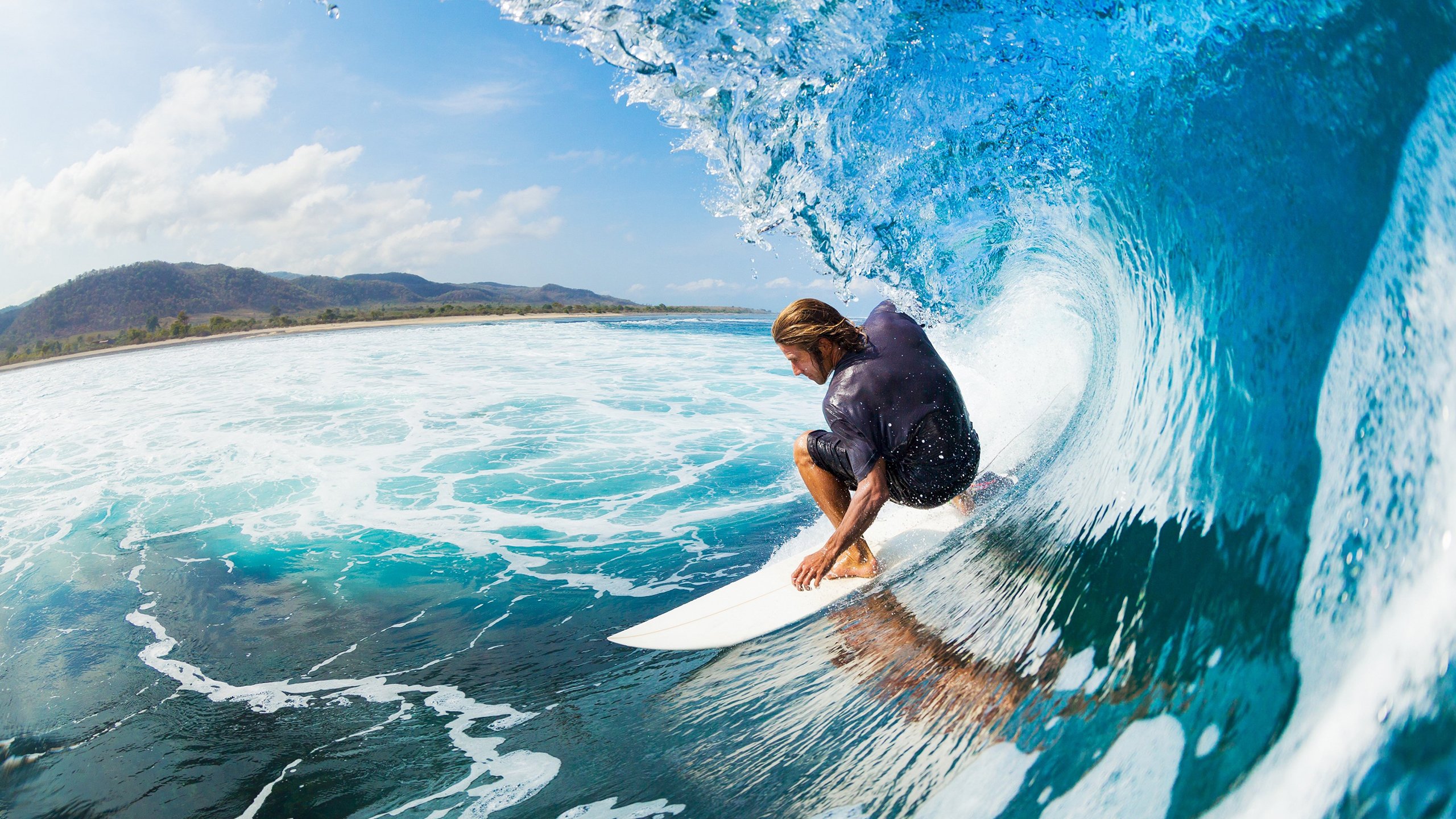 世界排名争夺战焦点战,雄鹿封锁森林狼,字母哥统治攻防两端